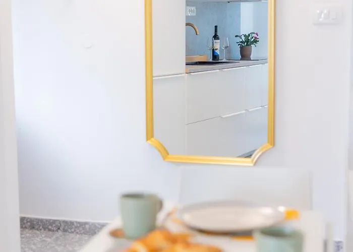 Apartment Aspalathos Romantic Retreat