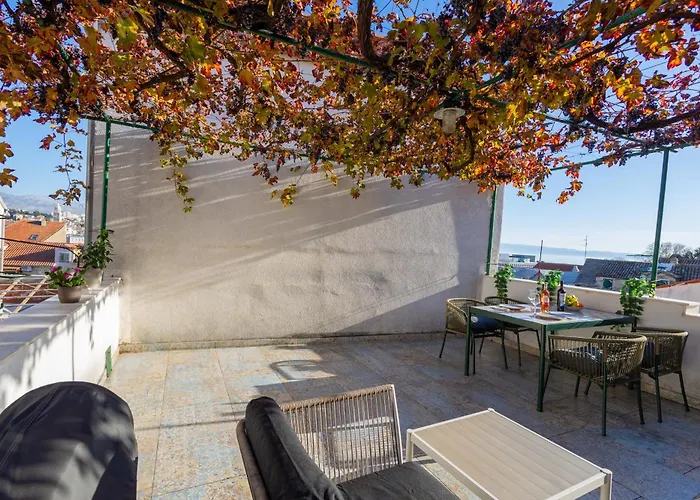 Aspalathos Romantic Retreat *