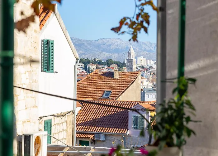 Aspalathos Romantic Retreat Apartment Split