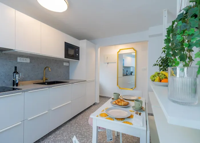 Aspalathos Romantic Retreat 스플리트